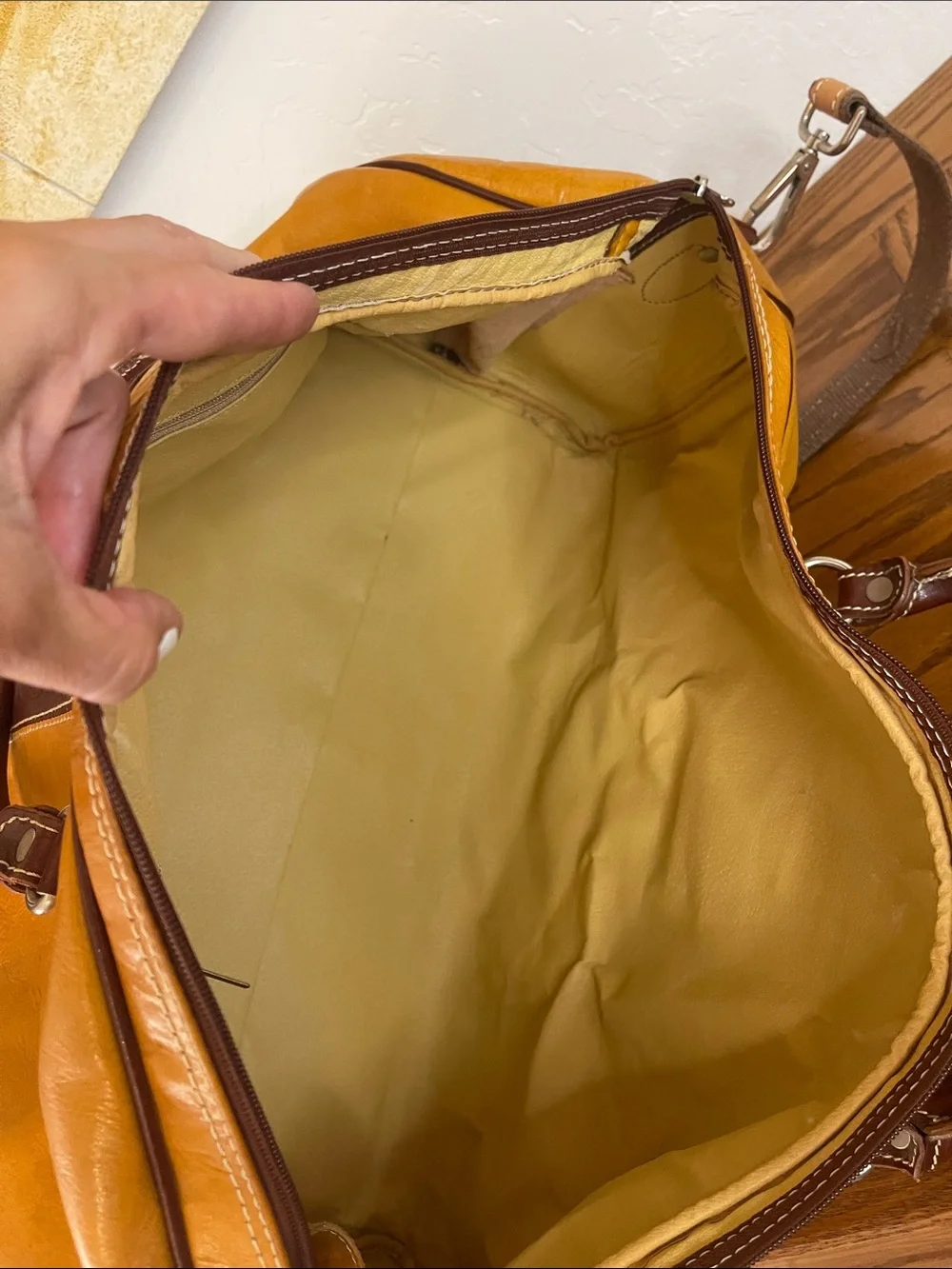 MARISA Leather Travel Duffel BOWLING STYLE Bag in Tan with Brown Accent